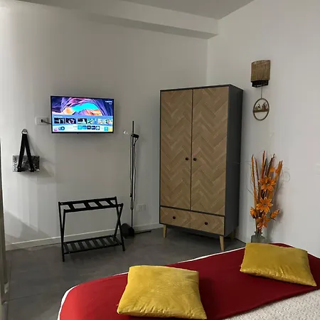 Ponchielli Loft Apartament *